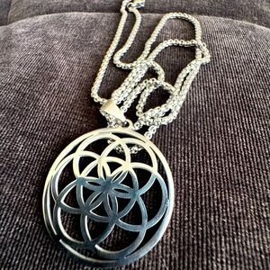 Flower Of life Pendant 18” Silver Chain
